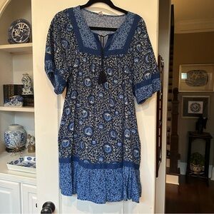 OLD NAVY- Boho tie tassel neck, braid accents, ruffle bottom, puffy short sleeve